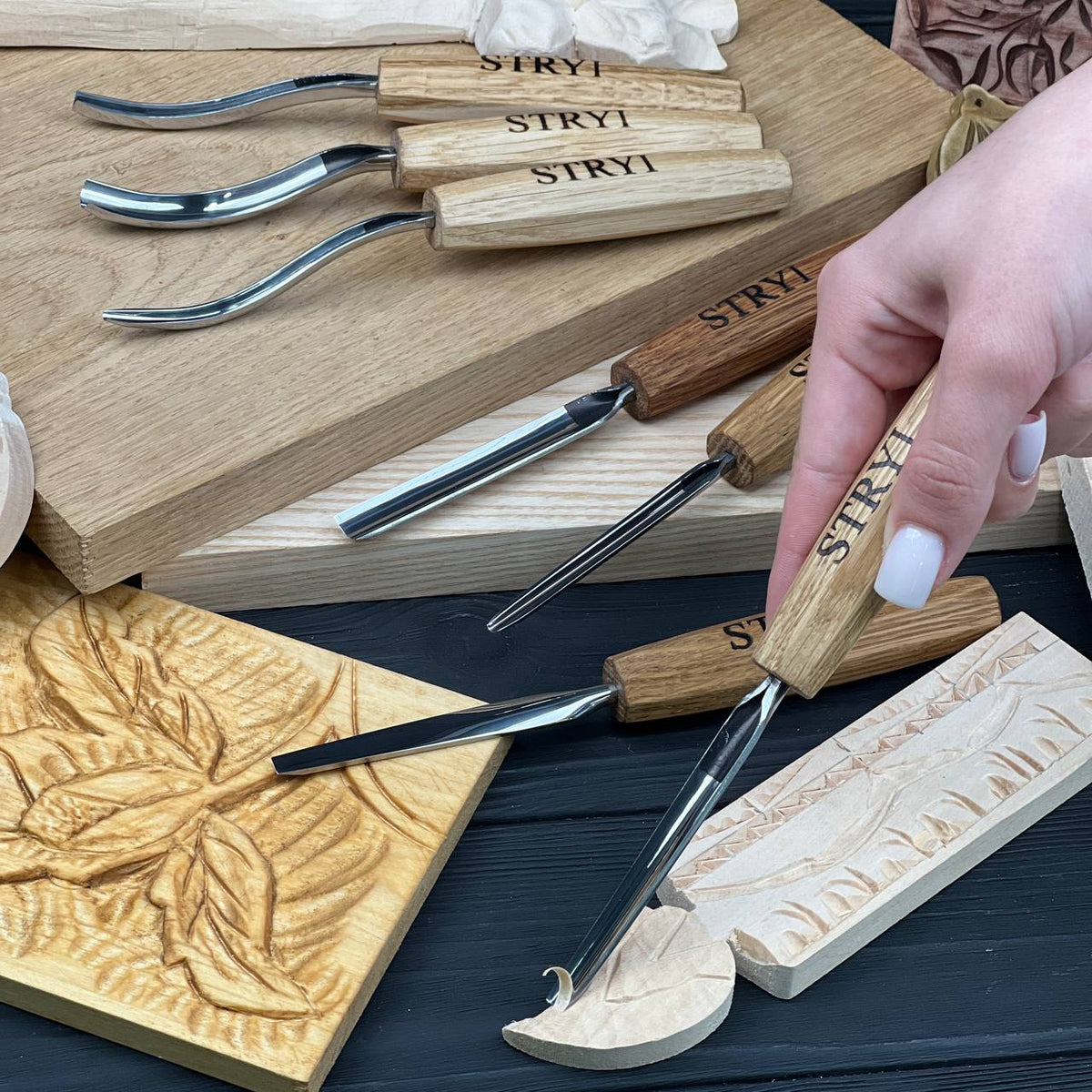 STRYI 7-Piece Compact & Lightweight Wood Carving Set for Beginners & Students