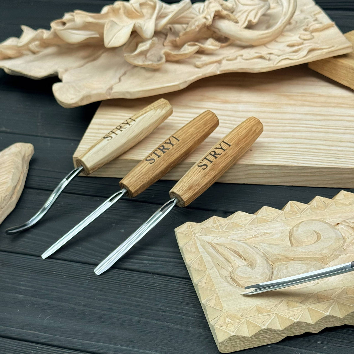 4-Piece Compact & Lightweight Wood Carving Set for Beginners