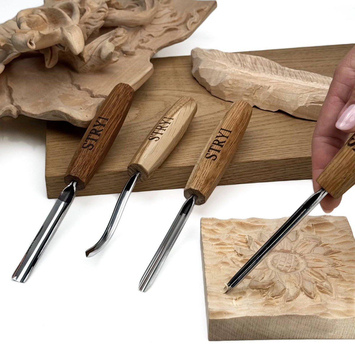 4-Piece Compact & Lightweight Wood Carving Set for Beginners
