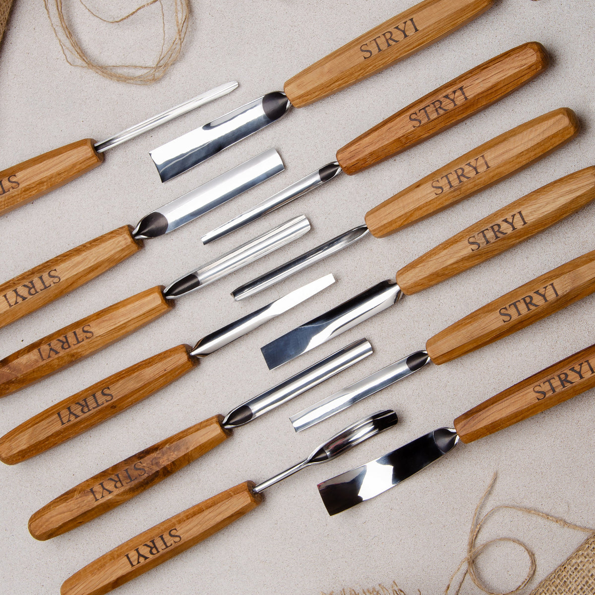 Precision in Relief: The Ultimate 12-Piece Professional Carving Compendium Set