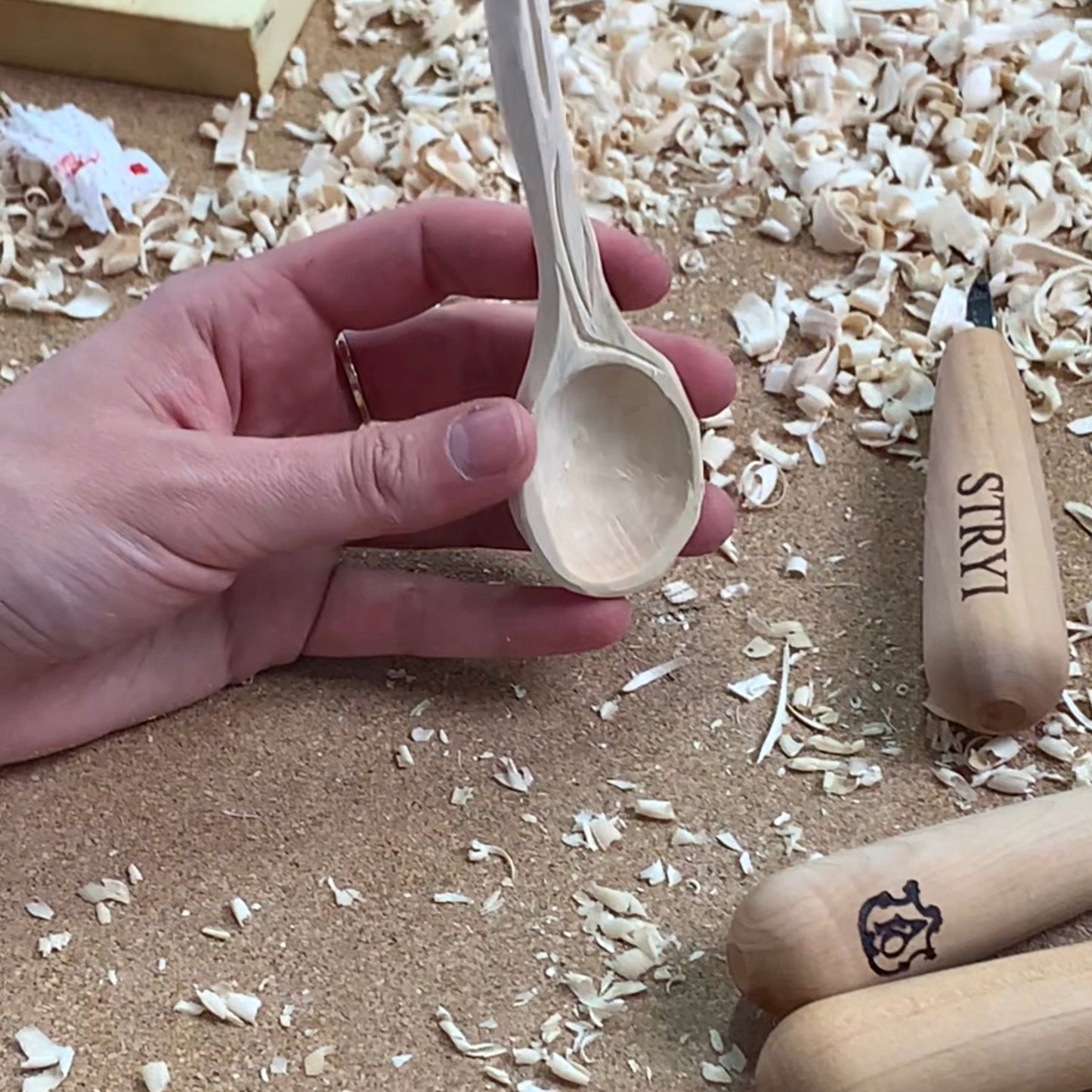 Natural Wax for covering wooden items | STRYI Premium Wood Care