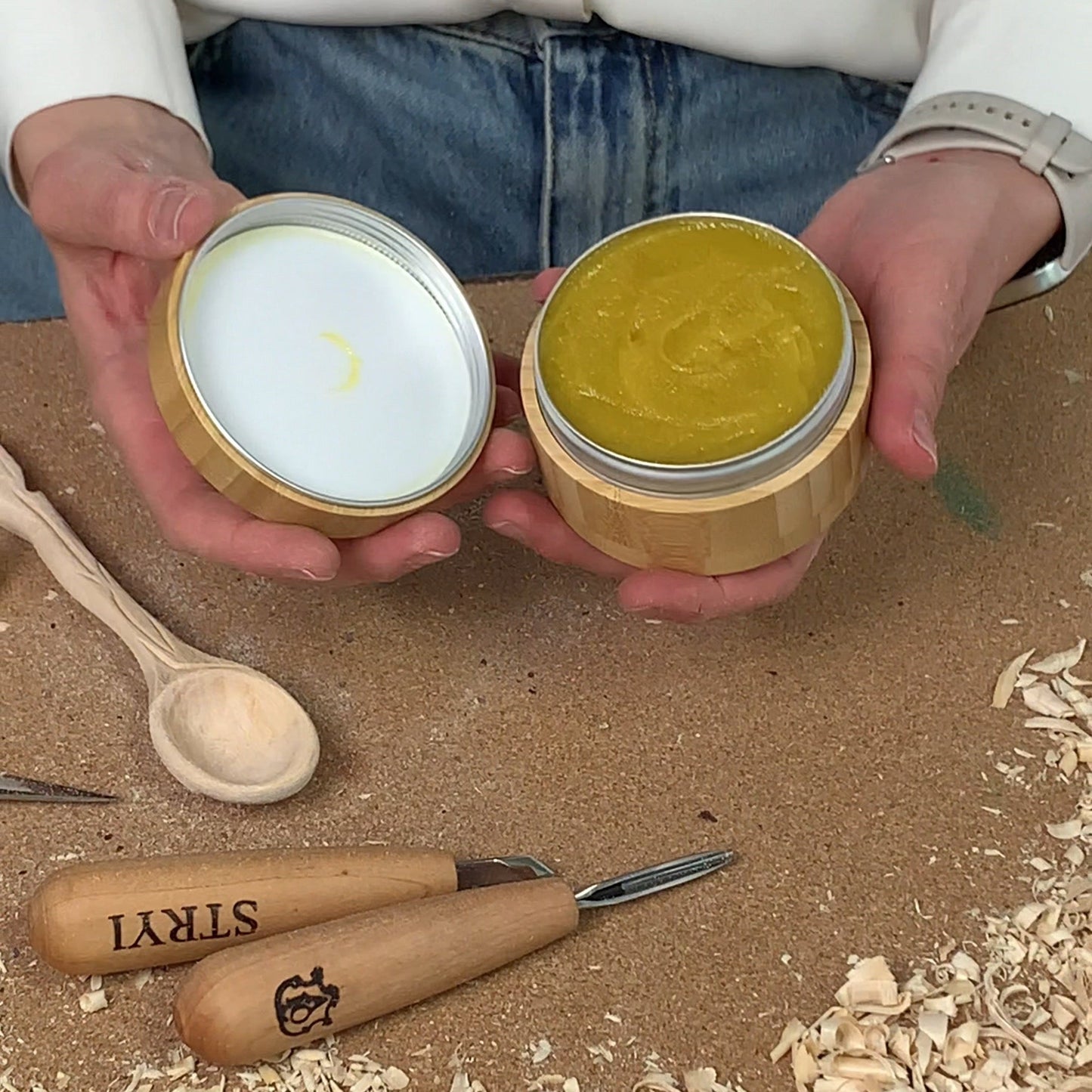 Natural Wax for covering wooden items | STRYI Premium Wood Care