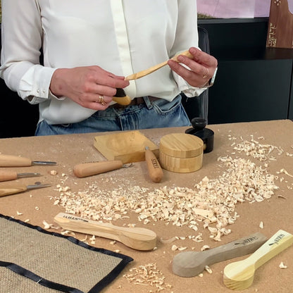 Natural Wax for covering wooden items | STRYI Premium Wood Care