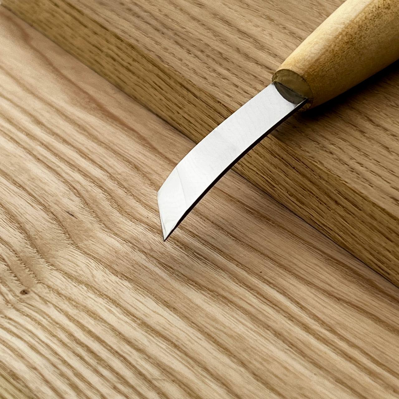 STRYI Profi 13mm Right-Handed Skewed Spoon Gouge — Right-Angle Bent Chisel for Deep Recesses