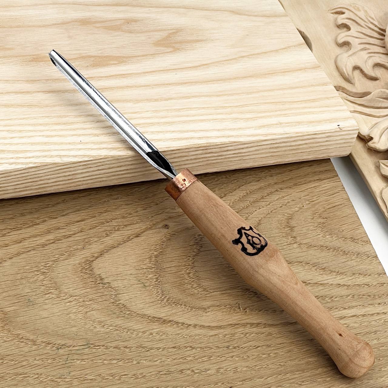 90° Pen-Handle V-Parting Chisel | STRYI-AY Detailer