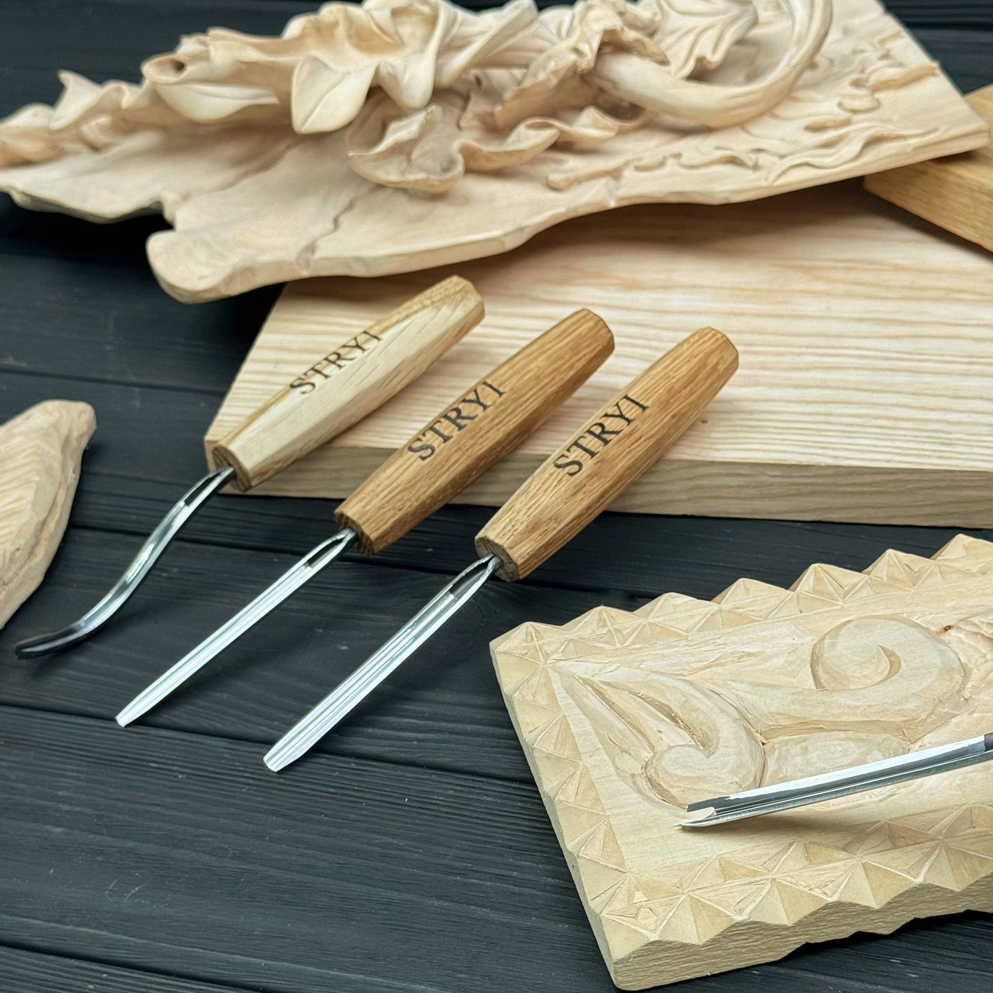 4-Piece Compact & Lightweight Wood Carving Set for Beginners