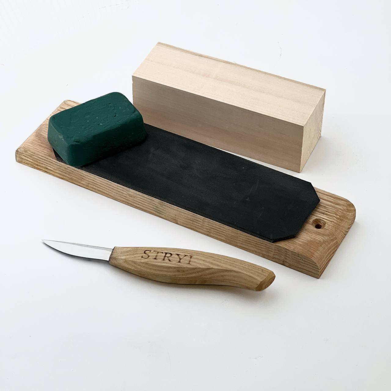 Figure Carving: The 4-Piece STRYI Whittling & Sharpening Knives Set
