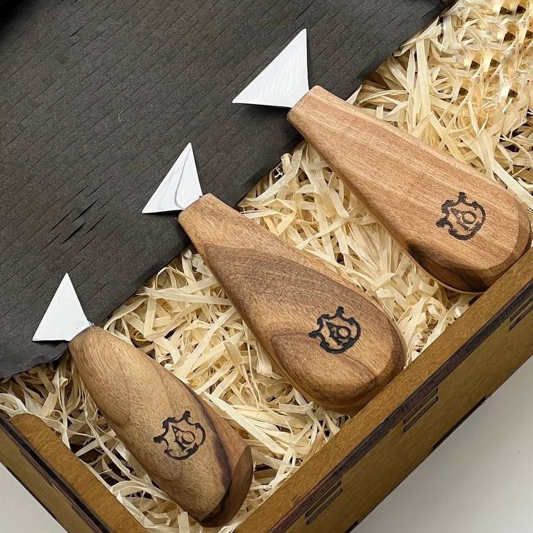 Geometric Precision: The 3-Piece  Swallowtail Knives Set