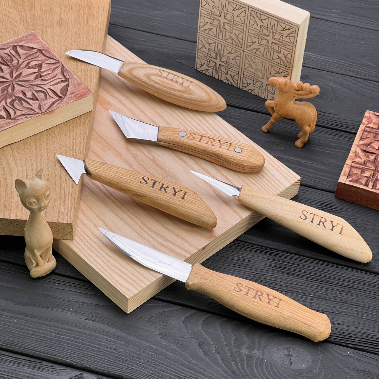 Fine Artistry & Detail Engine: 5-Piece STRYI Profi Knives Set