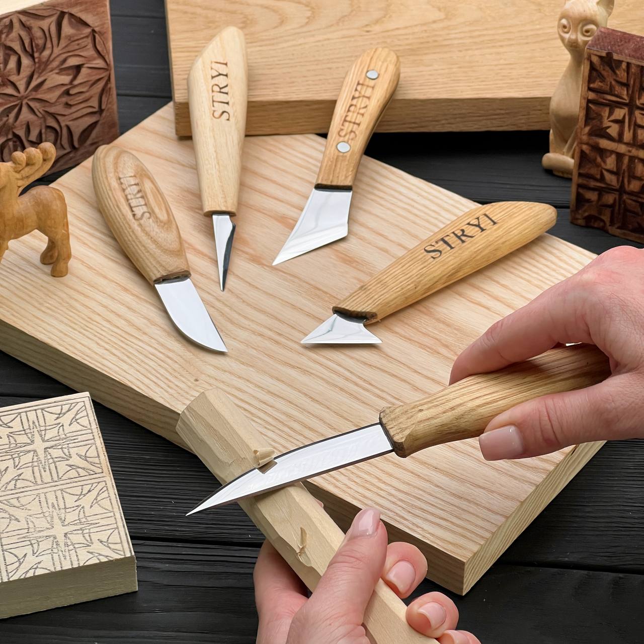 Fine Artistry & Detail Engine: 5-Piece STRYI Profi Knives Set