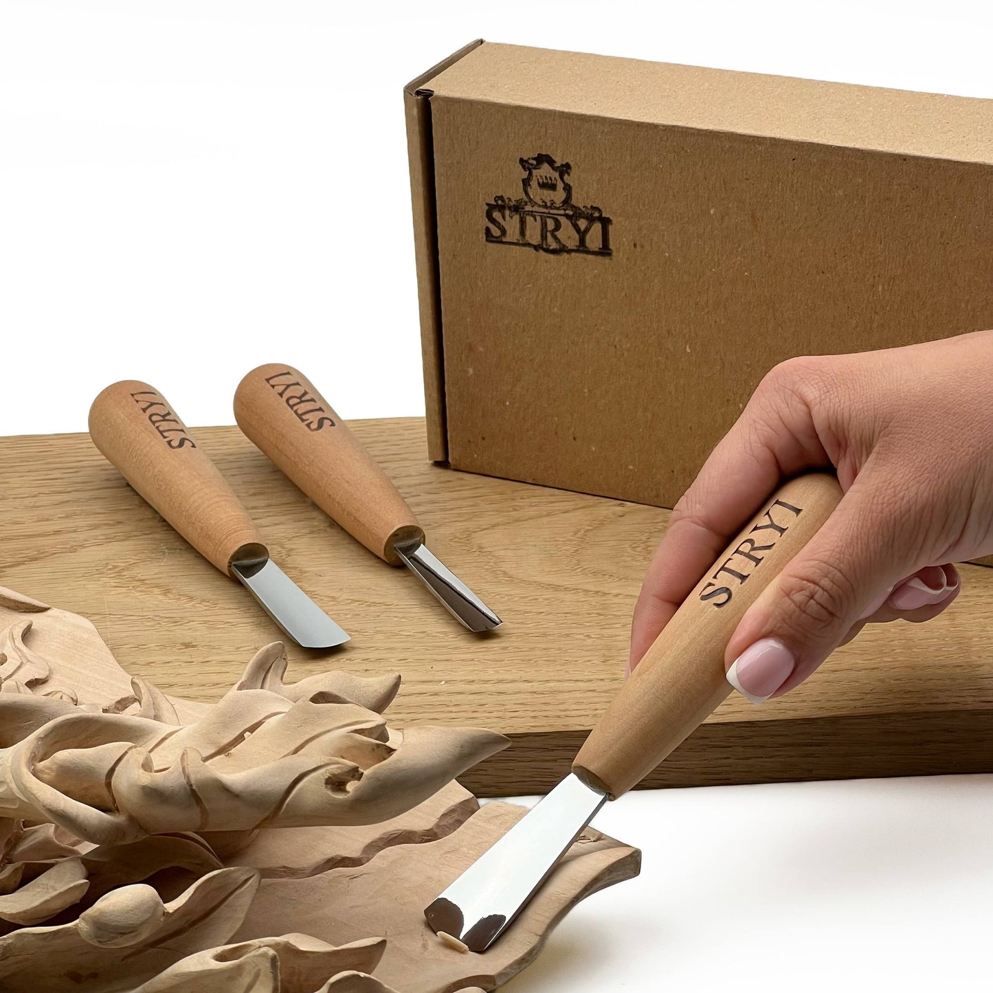 Detailed Carving Tools: 3-Piece Professional Short Gouge Set