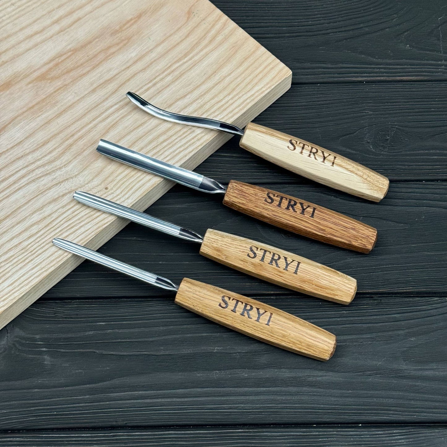 4-Piece Compact & Lightweight Wood Carving Set for Beginners